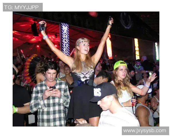 某足球巨星夜店狂欢背后隐藏的真相与个性魅力探秘 某足球巨星夜店狂欢背后隐藏的真相与个性魅力探秘